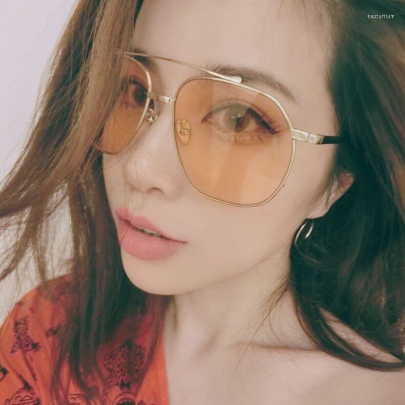 Sunglasses Super Star Fashion Women Metal Earring Men Vintage Blue Oversized Glasses Frame Lunette 1148R
Sunglasses Super Star Fashion Women Metal Earring Men Vintage Blue Oversized Glasses Frame Lunette 1148R