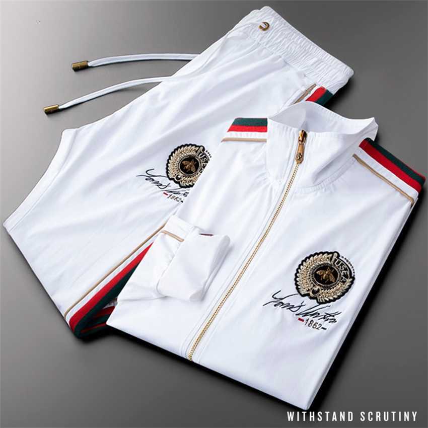 Branded tracksuits 2021 light luxury stretch ice silk sunscreen clothing men's summer fashion quick-drying handsome, Khaki
Branded tracksuits 2021 light luxury stretch ice silk sunscreen clothing men's summer fashion quick-drying handsome, Khaki