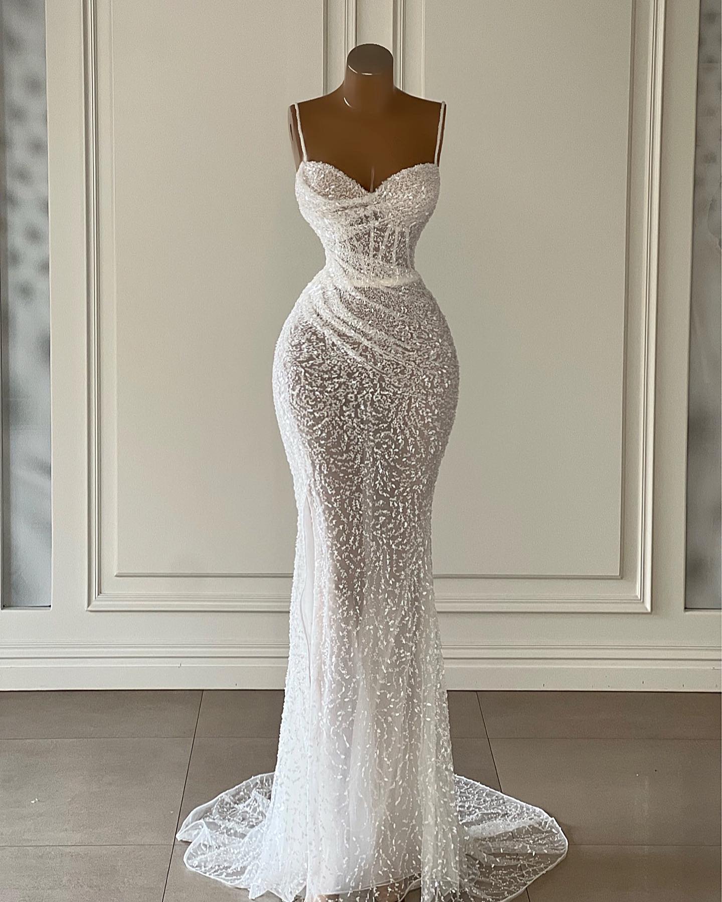 Illusion Luxurious Mermaid Weddding Dress Spaghetti Straps Lace Appliques Bridal Dresses Women Formal Bride Gowns