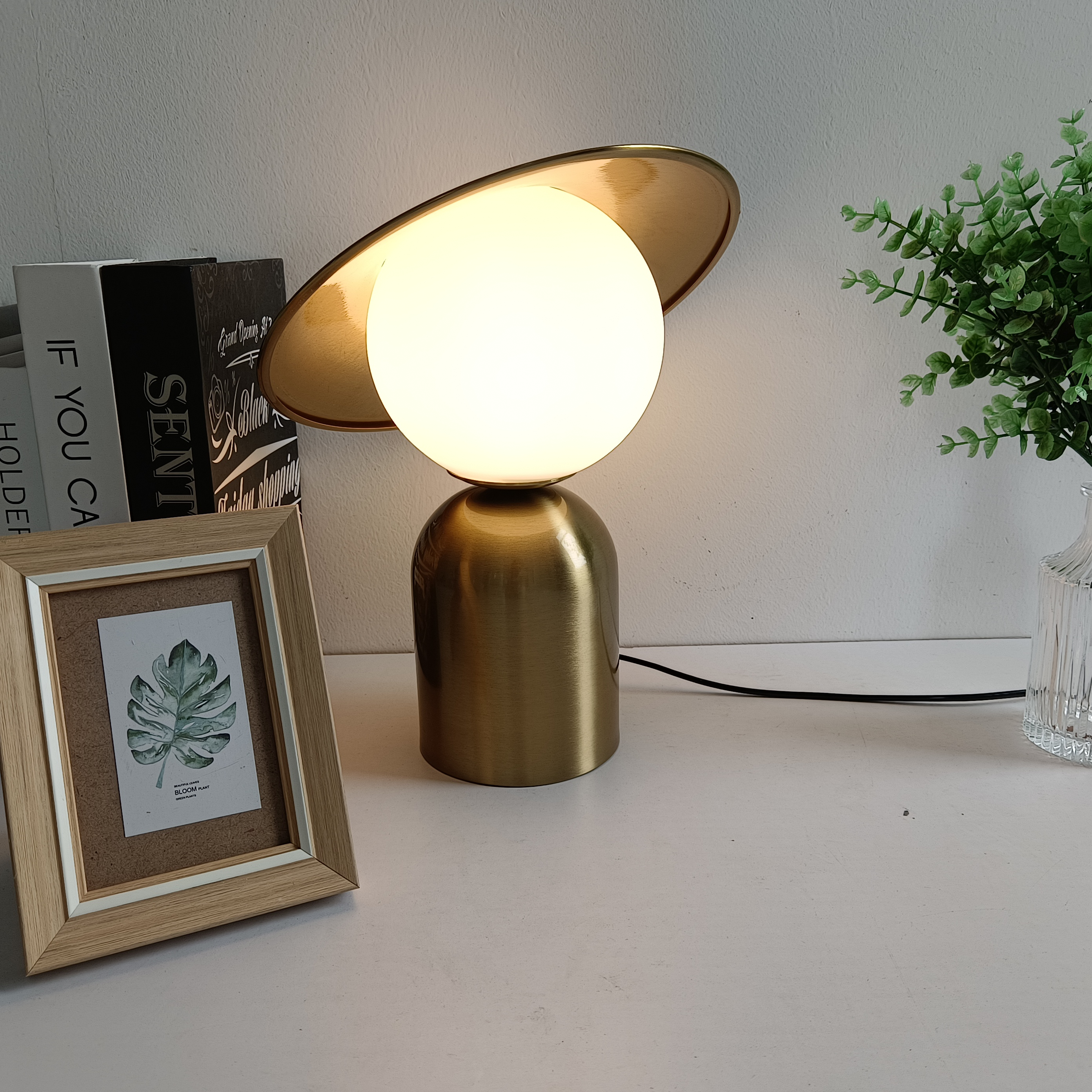 Elegant Nordic Glass Ball LED Table Lamp Durable Metal Design for Living Rooms, Bedrooms, and Studies