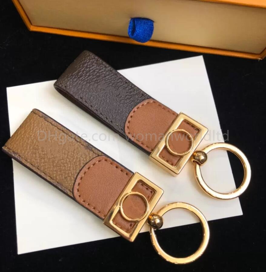 New High-Quality Designer Luxury Keychain Mens Leather car key ring Keychains Buckle womens fashion bags hanging buckle gift
New High-Quality Designer Luxury Keychain Mens Leather car key ring Keychains Buckle womens fashion bags hanging buckle gift