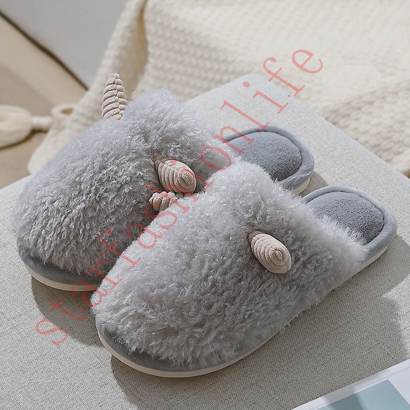 House shoes Cotton slippers lovely winter home interior warm plush couples autumn
House shoes Cotton slippers lovely winter home interior warm plush couples autumn