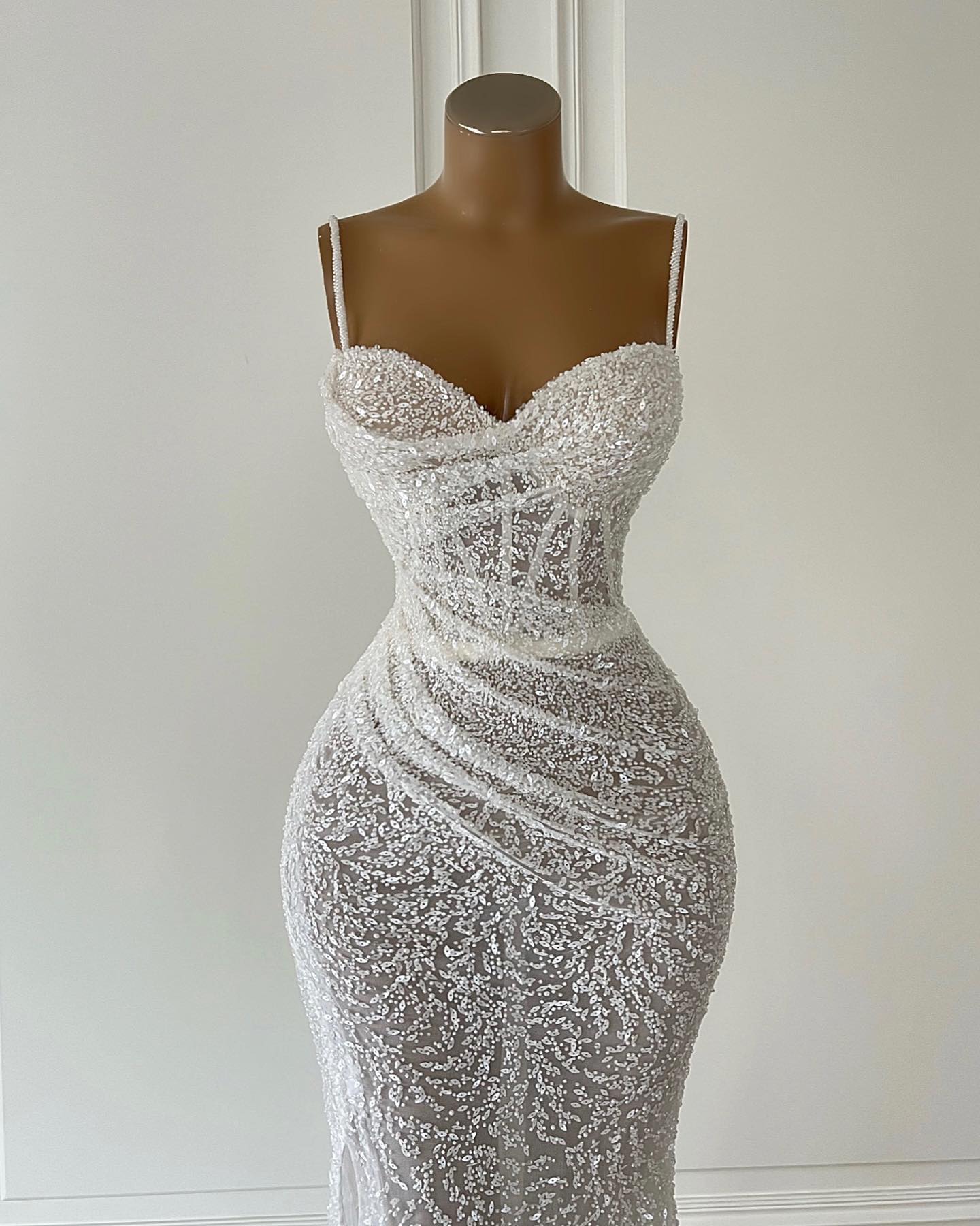 Illusion Luxurious Mermaid Weddding Dress Spaghetti Straps Lace Appliques Bridal Dresses Women Formal Bride Gowns