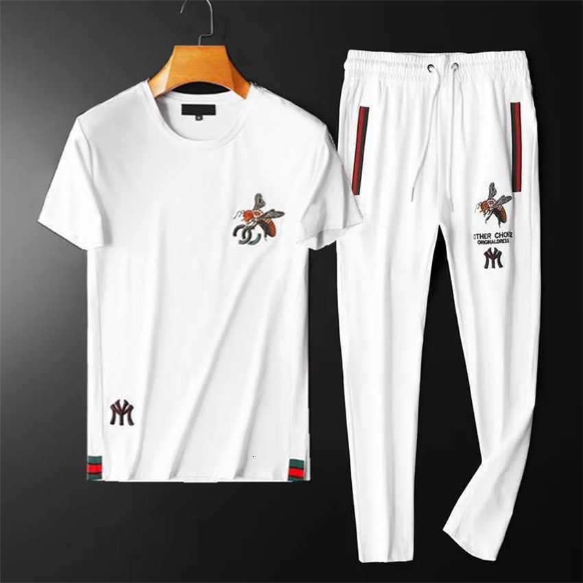 Branded tracksuits Summer new men's casual short sleeve suit fashion brand T-shirt sportswear handsome pants two-piece set, Multi
Branded tracksuits Summer new men's casual short sleeve suit fashion brand T-shirt sportswear handsome pants two-piece set, Multi