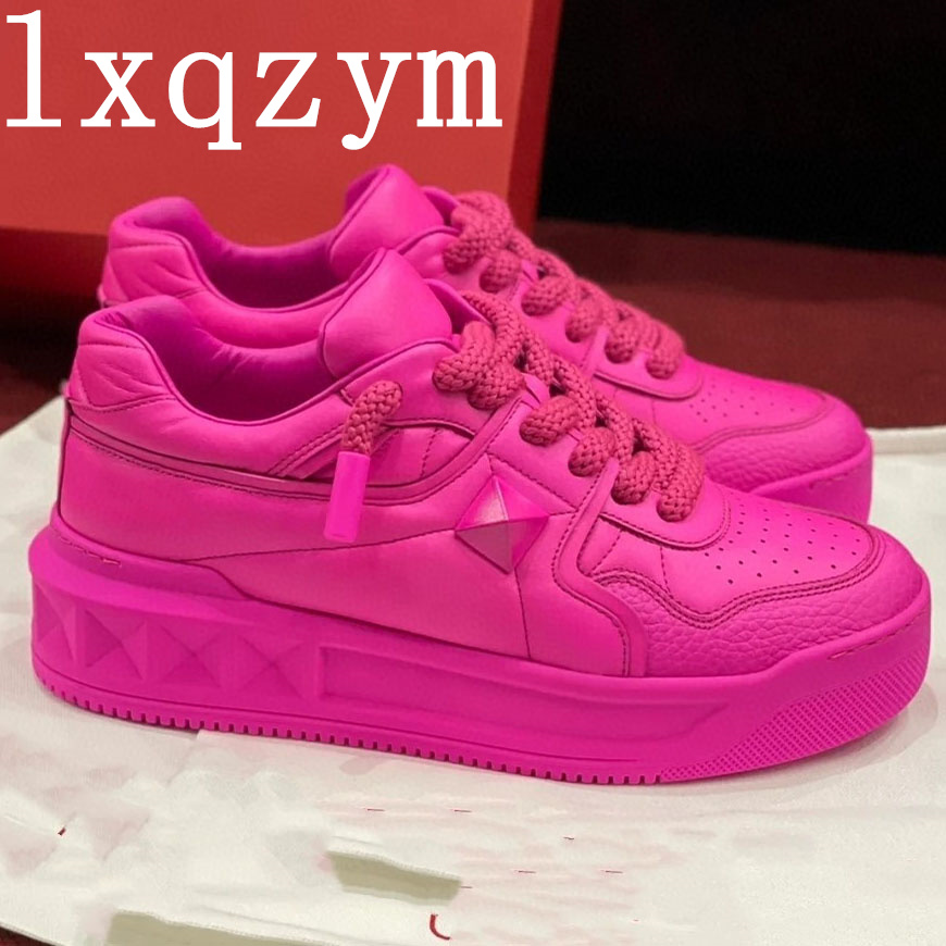 Runway Women Flat Causal Shoes Round Toe Thick Sole Designer Solid Color Lace Up Outside Walking Running Platform Shoes Mujer, As show
Runway Women Flat Causal Shoes Round Toe Thick Sole Designer Solid Color Lace Up Outside Walking Running Platform Shoes Mujer, As show