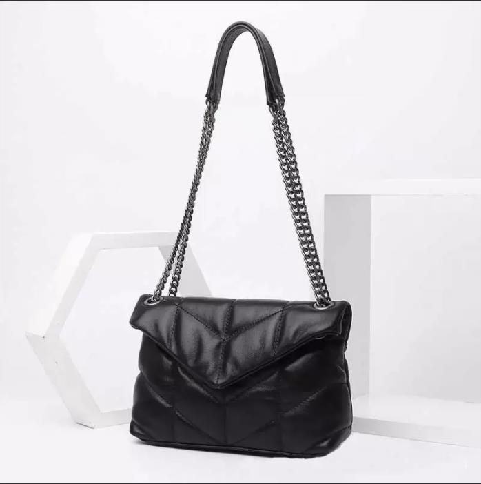 2021 Fashion Women's Bag Small Fragrant Style Lingge Chain Shoulder Crossbody Messenger handbags chain high grade quality, Black
2021 Fashion Women's Bag Small Fragrant Style Lingge Chain Shoulder Crossbody Messenger handbags chain high grade quality, Black