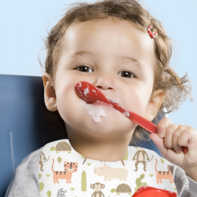 Baby Disposable Bibs Non-Woven Fabric Toddler Feeding Bib Print Paper Saliva Apron Portable Burp Cloths Convenient