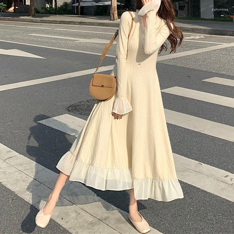 Casual Dresses 2022 French Elegant V-neck Slim Korean Version Fashion Knitted Wool Long-sleeved Bottoming Dress Women, Black midi dress
Casual Dresses 2022 French Elegant V-neck Slim Korean Version Fashion Knitted Wool Long-sleeved Bottoming Dress Women, Black midi dress
