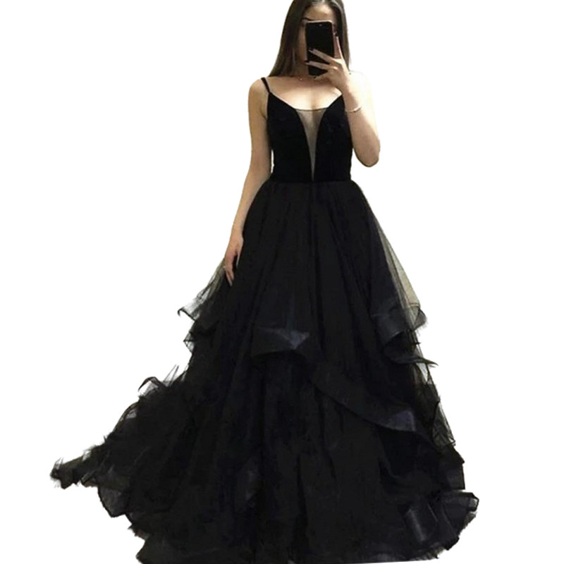 Cascading Ruffles Black A Line Gothic Wedding Gowns 2023 Spaghetti Straps Puffy Bridal Dresses V-Neck Sleeveless Summer Garden Tulle Bride Dress Vesti