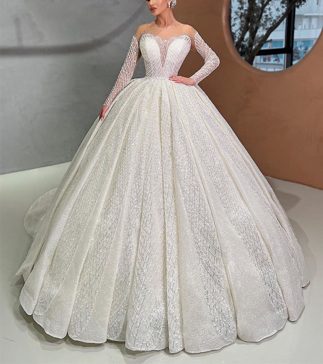 Elegant Ball Gown Wedding Dresses Deep V Neck Long Sleeves Strapless Beads Applique Sequins 3D Lace Ruffles Sparkly Plus Size Formal Bridal Gowns Cust