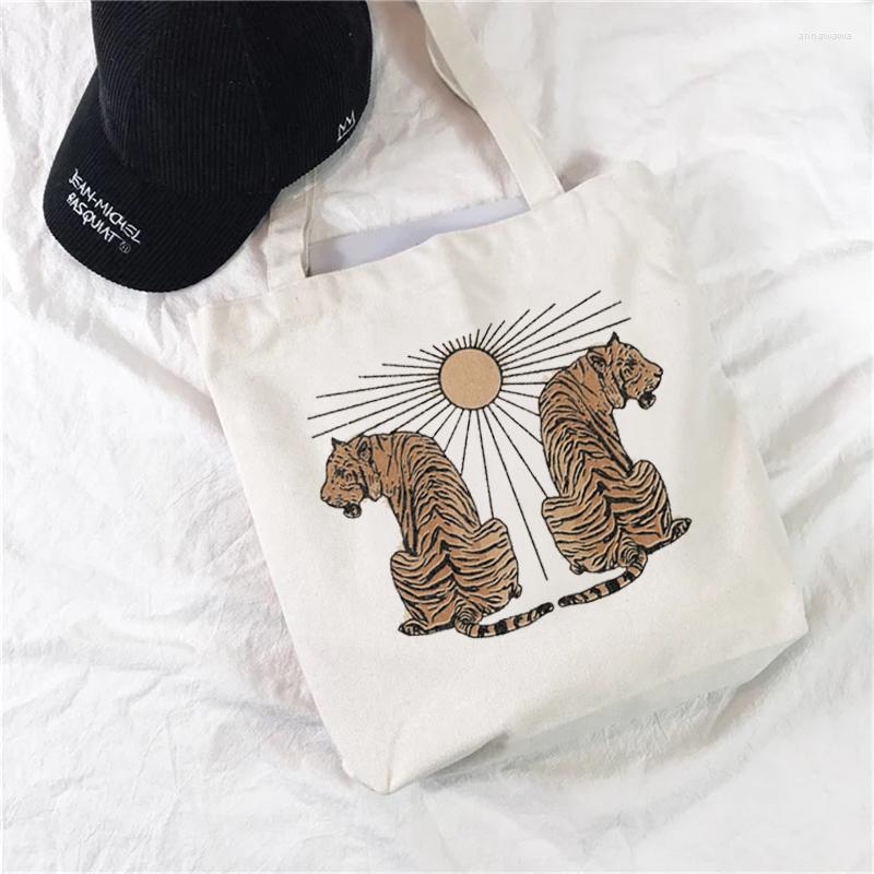Shopping Bags Cartoon Fun Printed Animal Handbag Large-capacity Canvas Women's Bag Fashion Style Ladies Shoulder Casual Portable, 23
Shopping Bags Cartoon Fun Printed Animal Handbag Large-capacity Canvas Women's Bag Fashion Style Ladies Shoulder Casual Portable, 23