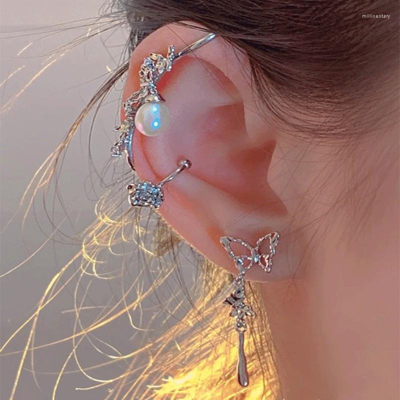 Backs Earrings 3PCS/Set Korean Fashion Design Delicate Zircon Butterfly Clip For Women Elegant Pearl No Cartilage Piercing Ear Jewelry
Backs Earrings 3PCS/Set Korean Fashion Design Delicate Zircon Butterfly Clip For Women Elegant Pearl No Cartilage Piercing Ear Jewelry