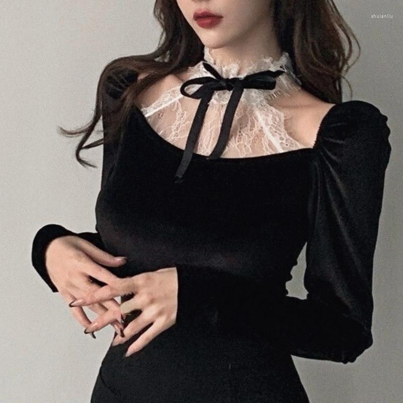 Women' Blouses Long Sleeve Retro Slim Tops Women Lace Design Korean Fashion Black Vintage Blouse Office Lady Evening Party Clothing 2022
Women' Blouses Long Sleeve Retro Slim Tops Women Lace Design Korean Fashion Black Vintage Blouse Office Lady Evening Party Clothing 2022