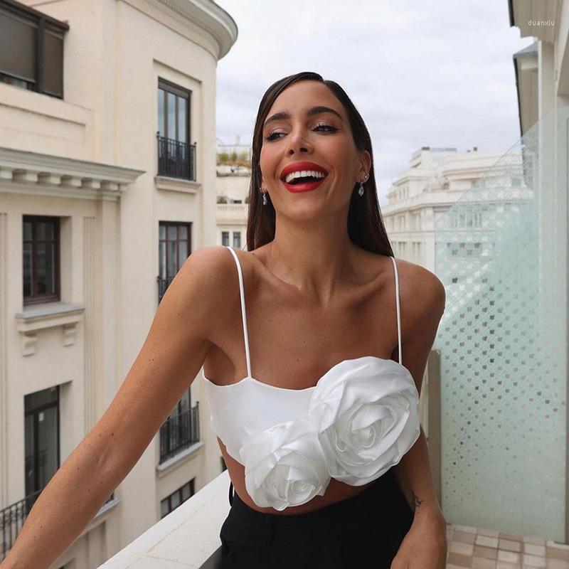 Women' Tanks White Floral Spaghetti Strap Women Crop Top Backless Summer Elegant Tank Sexy Fashion Casual Sleeveless Short Sling Tops
Women' Tanks White Floral Spaghetti Strap Women Crop Top Backless Summer Elegant Tank Sexy Fashion Casual Sleeveless Short Sling Tops