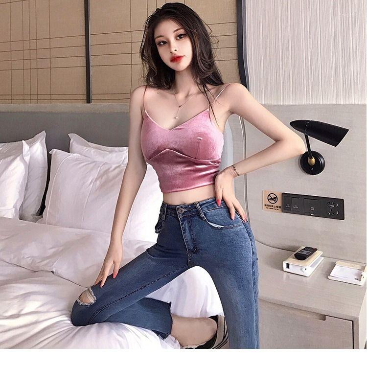 Camisoles & Tanks Women 2022 Spring Autumn Fashion Slim Short Vest Tops Female V-neck Sexy Sleeveless Ladies Solid Color D865, Black
Camisoles & Tanks Women 2022 Spring Autumn Fashion Slim Short Vest Tops Female V-neck Sexy Sleeveless Ladies Solid Color D865, Black