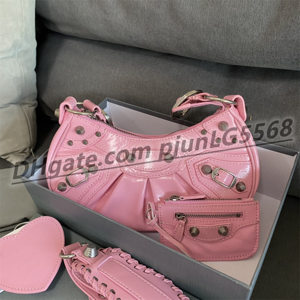 5A Top women's biker bag comes with real pickup bags with stylish women's shoulder strap fashion designer women's handbag shoulders straps purse, White
5A Top women's biker bag comes with real pickup bags with stylish women's shoulder strap fashion designer women's handbag shoulders straps purse, White