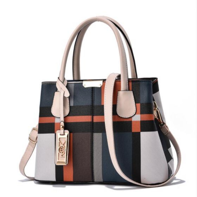 Portable women's bag 2022 New style atmospheric lattice large capacity Tote casual shoulder bag cross body trend, Red
Portable women's bag 2022 New style atmospheric lattice large capacity Tote casual shoulder bag cross body trend, Red