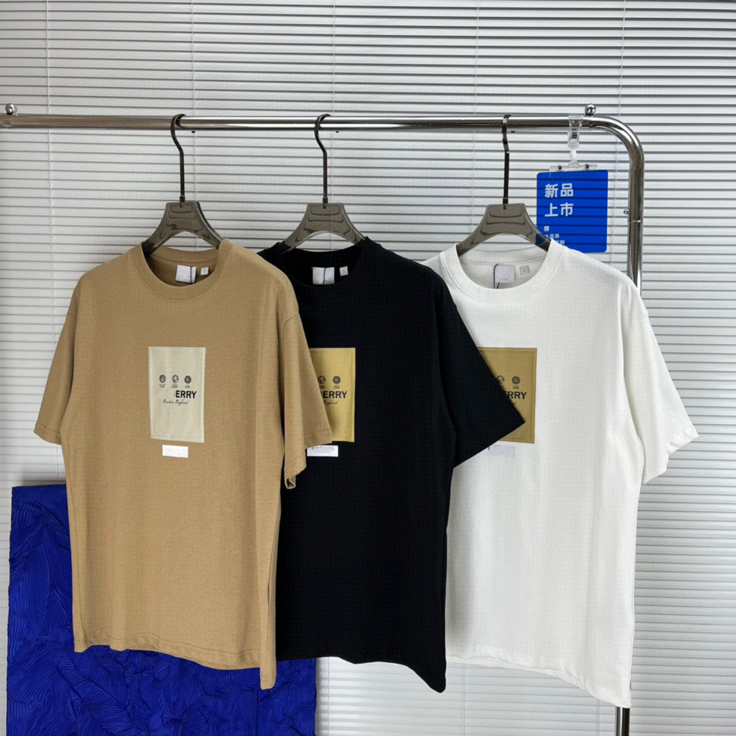 22SS Designer Letter Printed T Shirts Tee Fashion Sweatshirt High Street Short Sleeve Summer Casual T-Shirt Breathable Men Women Crew Neck Tees Dresses for Women 3-262, Black
22SS Designer Letter Printed T Shirts Tee Fashion Sweatshirt High Street Short Sleeve Summer Casual T-Shirt Breathable Men Women Crew Neck Tees Dresses for Women 3-262, Black