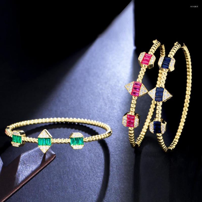 Bangle CWWZircons Trendy Green Blue Cubic Zirconia Open For Women Chic CZ Gold Plated Engagement Party Jewelry Accessories BG049
Bangle CWWZircons Trendy Green Blue Cubic Zirconia Open For Women Chic CZ Gold Plated Engagement Party Jewelry Accessories BG049