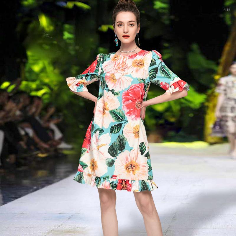 Casual Dresses Wind Spring And Summer Women' Wear Round Neck Short Sleeve Printed Large Flower Straight Tube Middle Style Celebrity, Picture color
Casual Dresses Wind Spring And Summer Women' Wear Round Neck Short Sleeve Printed Large Flower Straight Tube Middle Style Celebrity, Picture color