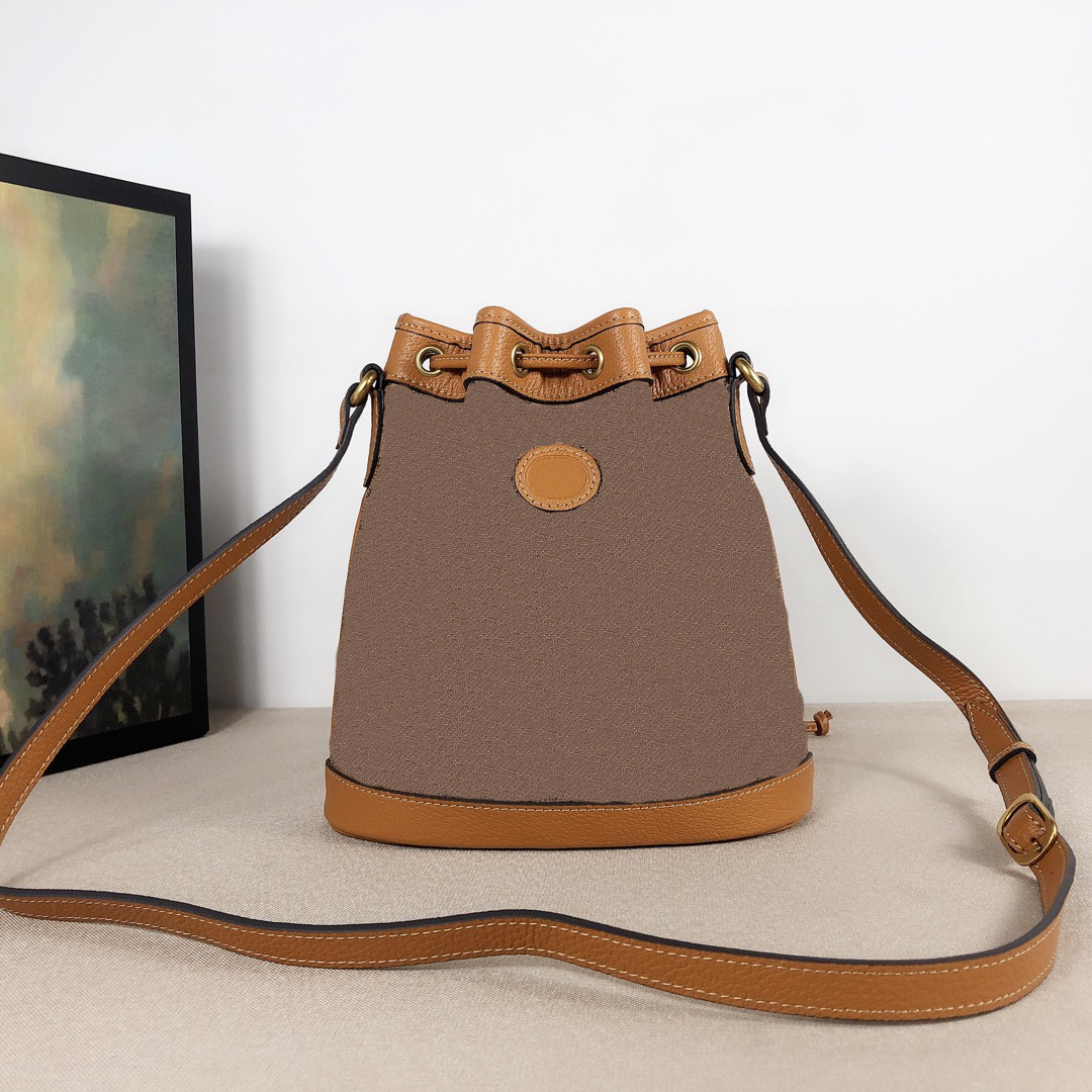 Original High Shoulder Bags Fashion Handbags Purses Bucket Bag Women Classic Style Genuine Leather, 602691#1
Original High Shoulder Bags Fashion Handbags Purses Bucket Bag Women Classic Style Genuine Leather, 602691#1
