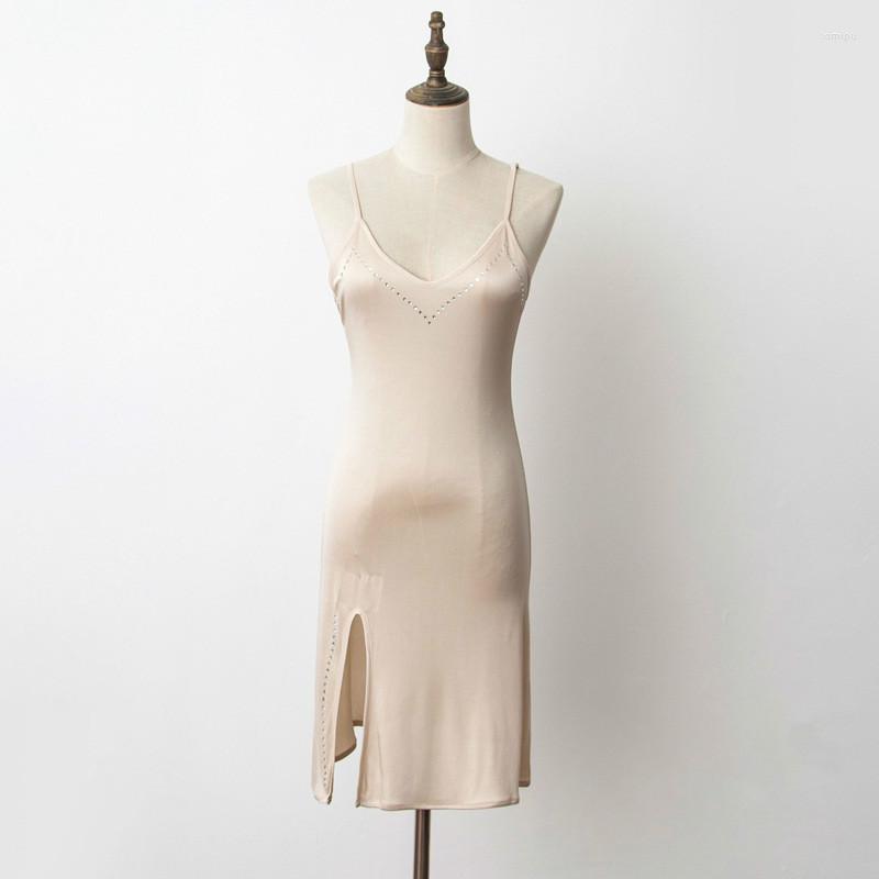 Women's Sleepwear Women White Petticoat Short Slip Dress Plus Size Sexy Inner Silk Underdress Drilling Thin Split Nightdress Summer
Women's Sleepwear Women White Petticoat Short Slip Dress Plus Size Sexy Inner Silk Underdress Drilling Thin Split Nightdress Summer