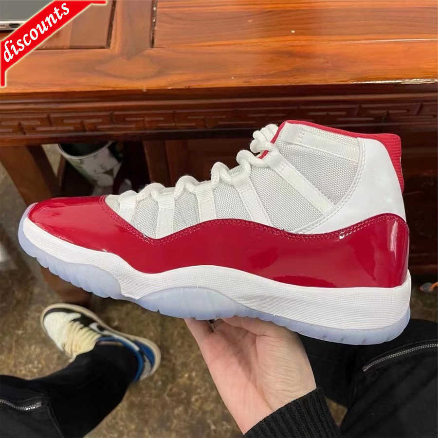 TOP Authentic 11s 11 Cherry Retro Shoes Ct8012-116 Men Sports Sneakers White Varsity Red Black Outdoor Original
TOP Authentic 11s 11 Cherry Retro Shoes Ct8012-116 Men Sports Sneakers White Varsity Red Black Outdoor Original