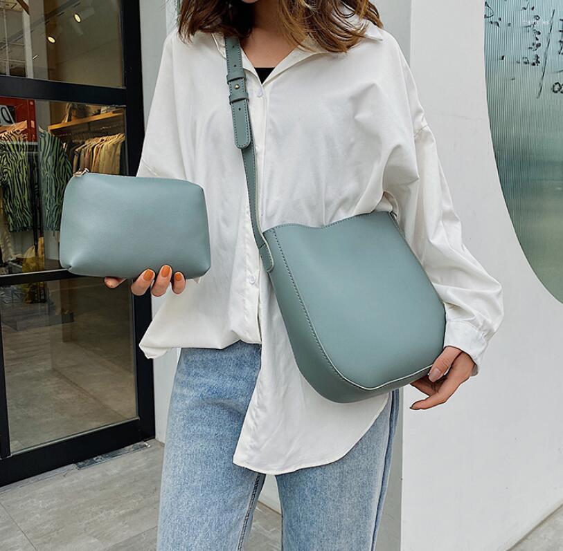 Evening Bags Pure Color Casual Bucket Bag Fashion PU Leather High Quality Women's Designer Handbag Capacity Shoulder Messenger, Beige
Evening Bags Pure Color Casual Bucket Bag Fashion PU Leather High Quality Women's Designer Handbag Capacity Shoulder Messenger, Beige
