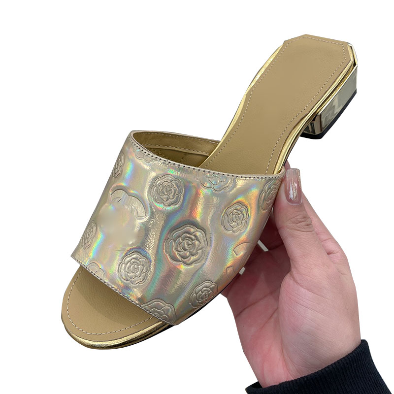 23ss Womens Slippers Designer Lambskin Round Toes Chunky Flat Heel Height 2.5cm Mules Printed Slides Flower Luxurys Sandals Flip Flops Slip-on Casual Beach Shoe
23ss Womens Slippers Designer Lambskin Round Toes Chunky Flat Heel Height 2.5cm Mules Printed Slides Flower Luxurys Sandals Flip Flops Slip-on Casual Beach Shoe