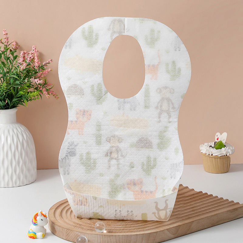 Baby Disposable Bibs Non-Woven Fabric Toddler Feeding Bib Print Paper Saliva Apron Portable Burp Cloths Convenient