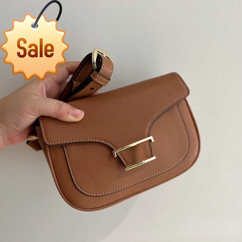 Luxury Designer Shoulder Bags Crossbody Bag Handbag 2023 New Women's Texture Leather Multifunctional Messenger Bag Gift Box Packaging Factory Direct Sales, Black 19 x 14cm
Luxury Designer Shoulder Bags Crossbody Bag Handbag 2023 New Women's Texture Leather Multifunctional Messenger Bag Gift Box Packaging Factory Direct Sales, Black 19 x 14cm