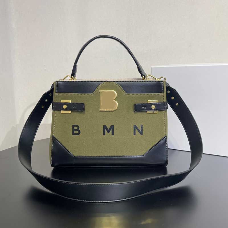 Canvas B-Buzz Top Handle bag with leather panel Exquisite retro style womens shoulder bag handbag Metal chain Delicate Practical function and fashionable
Canvas B-Buzz Top Handle bag with leather panel Exquisite retro style womens shoulder bag handbag Metal chain Delicate Practical function and fashionable