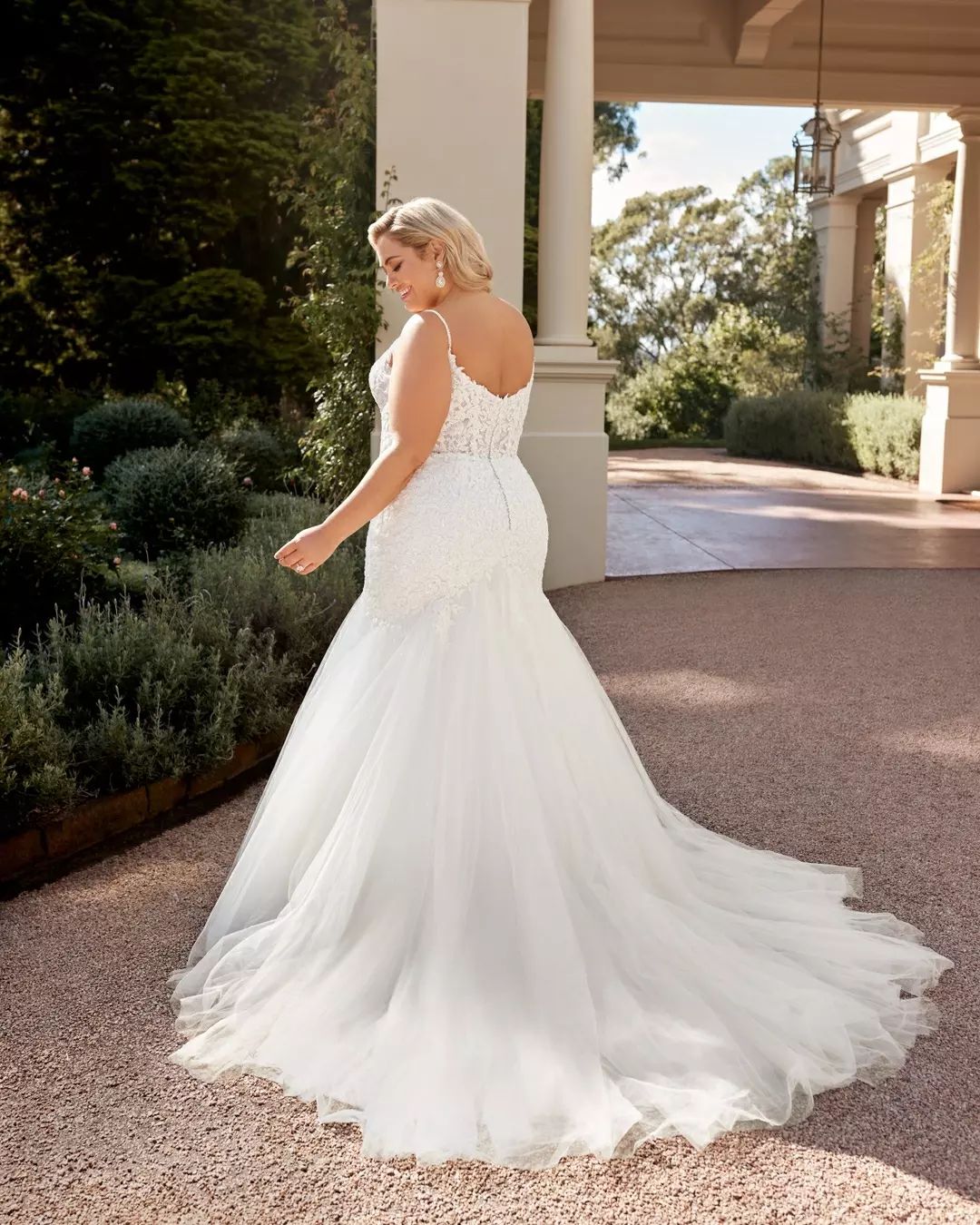 Stylish Plus Size Wedding Dresses Mermaid Bridal Gowns Lace Spaghetti Straps Neckline Sweep Train Tulle Vestidos De Novia