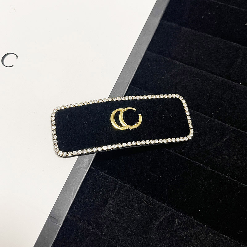 Luxury Designer Hair Clip Women Solid Color Brand Black Velvet Hairpin Fashion Womens Vintage Wide Edge Square Hair Hoop Head Accessories Gifts Wholesale, #1
Luxury Designer Hair Clip Women Solid Color Brand Black Velvet Hairpin Fashion Womens Vintage Wide Edge Square Hair Hoop Head Accessories Gifts Wholesale, #1