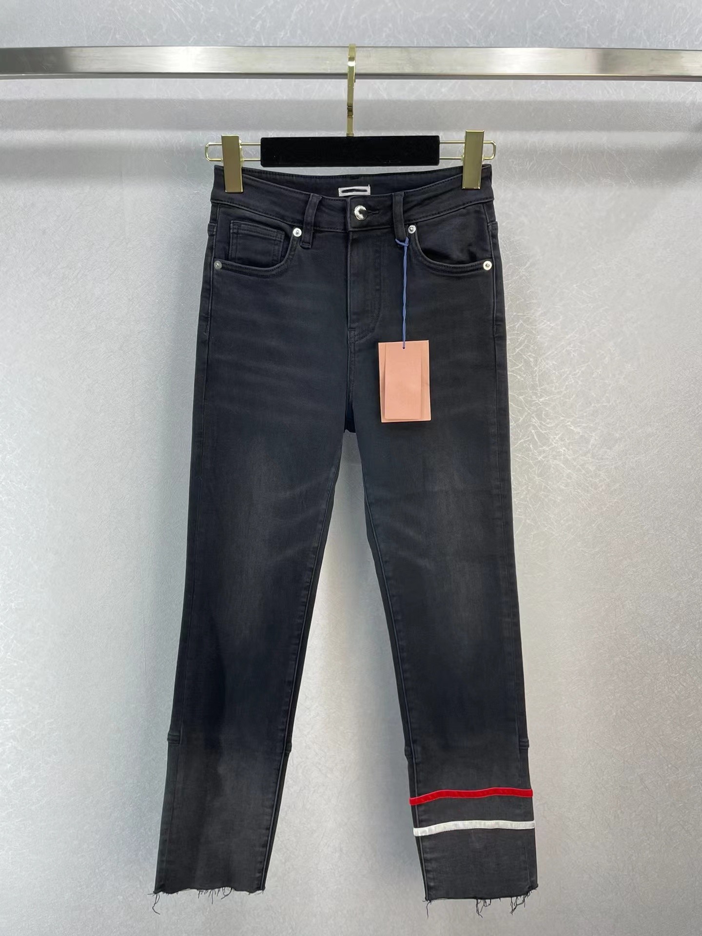 Milan Runway Jeans 2023 New Spring Summer Fashion Designer Skinny Pants Brand Same Style Luxury Women' Jeans 1229-25, Picture color
Milan Runway Jeans 2023 New Spring Summer Fashion Designer Skinny Pants Brand Same Style Luxury Women' Jeans 1229-25, Picture color
