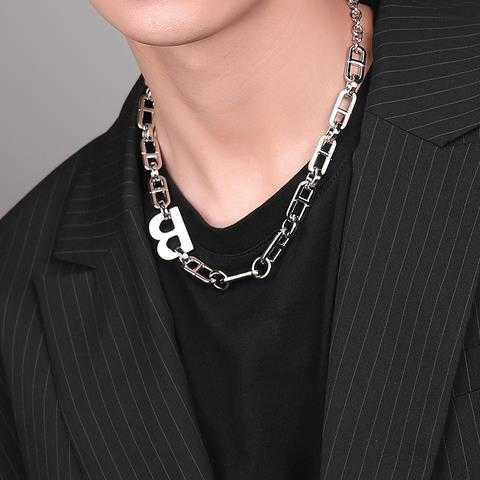 Designer balenciga necklaces Titanium Steel Necklace Men's Fashion Chain ins Hop Small Collar 9Z0K
Designer balenciga necklaces Titanium Steel Necklace Men's Fashion Chain ins Hop Small Collar 9Z0K