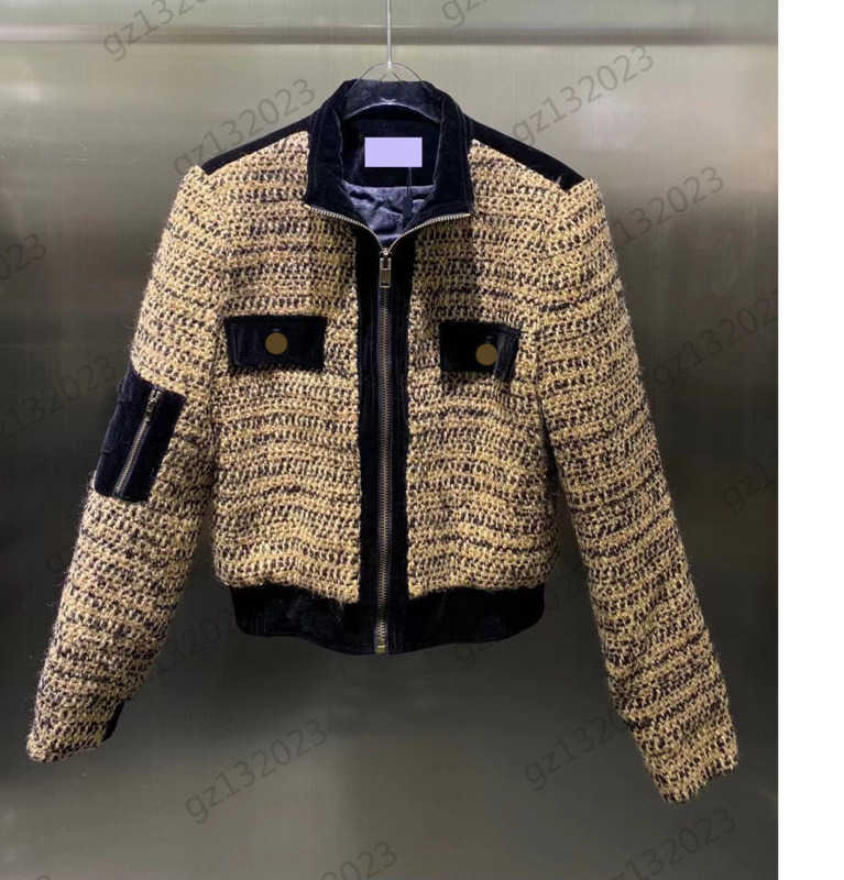 Jackets Women Custom Button Decoration Contrasting Colors Tweed Jackets Lapel Zipper Quilted Fashion Slim Outerwear Elegant Socialite Style Women Coat 1970
Jackets Women Custom Button Decoration Contrasting Colors Tweed Jackets Lapel Zipper Quilted Fashion Slim Outerwear Elegant Socialite Style Women Coat 1970