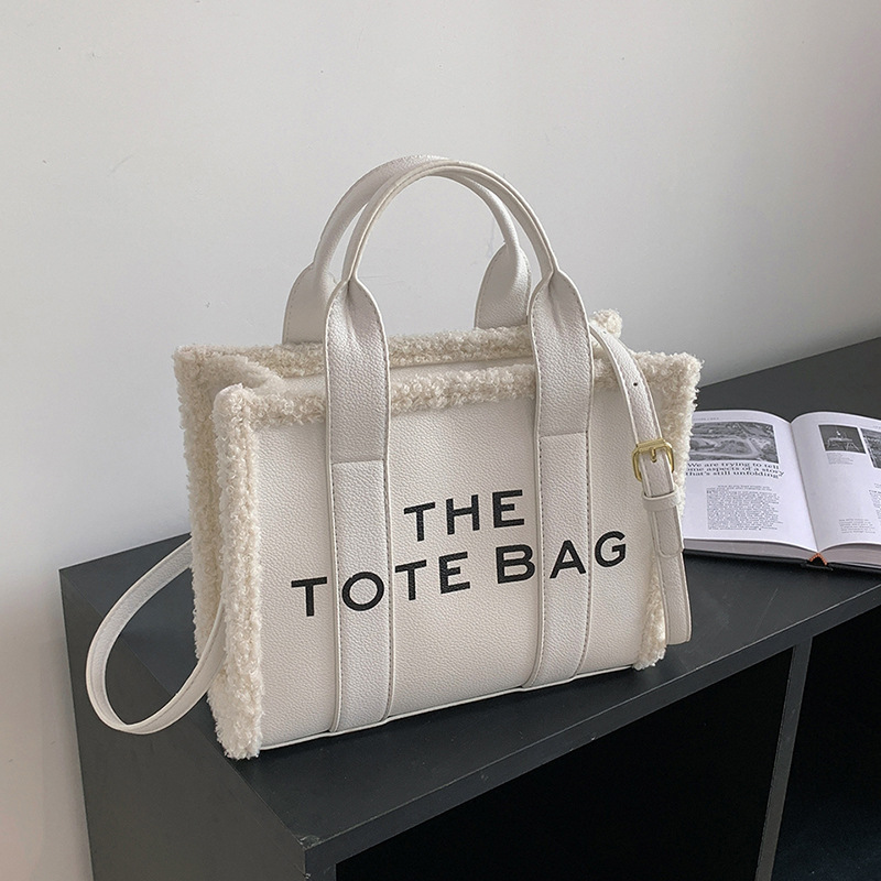 Designer The Tote Bag Lady Luxury Large ONE Shoulder Handbags Crossbody With strap Handbag totes bags Wallets pu, Brown
Designer The Tote Bag Lady Luxury Large ONE Shoulder Handbags Crossbody With strap Handbag totes bags Wallets pu, Brown
