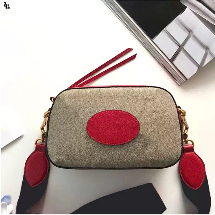 Designer luxury 476466 Black Shoulder Crossbody Bag Canvas 574886 Size 24X14X7CM
Designer luxury 476466 Black Shoulder Crossbody Bag Canvas 574886 Size 24X14X7CM