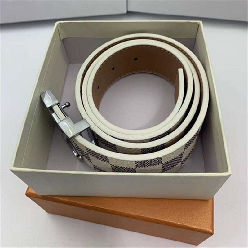 Men Designers Belts Classic fashion luxury casual letter L smooth buckle womens mens leather belt width 3.8cm with orange box, High quality belt+gift box
Men Designers Belts Classic fashion luxury casual letter L smooth buckle womens mens leather belt width 3.8cm with orange box, High quality belt+gift box