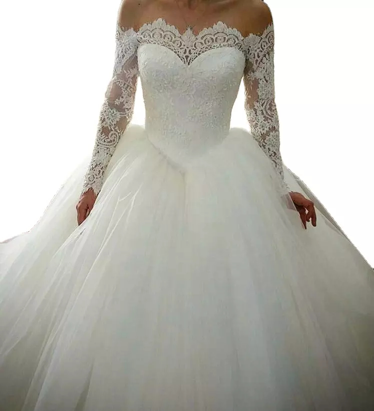 2023 Princess Ball Gown Wedding Dresses Off Shoulder Long Sleeves Gorgeous Lace Appliqued Floor Length Ivory Tulle Bridal Gowns Plus Size Bride Vestid