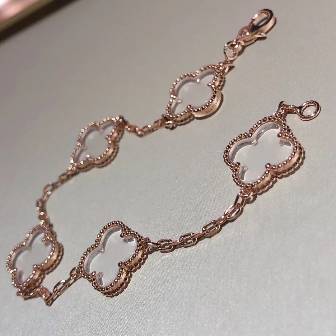 clover bracelet Designer Bracelet Mother of Pearl 18K Gold Brand Love Bangle Charm Bracelets Shining Crystal Diamond Jewelry
clover bracelet Designer Bracelet Mother of Pearl 18K Gold Brand Love Bangle Charm Bracelets Shining Crystal Diamond Jewelry