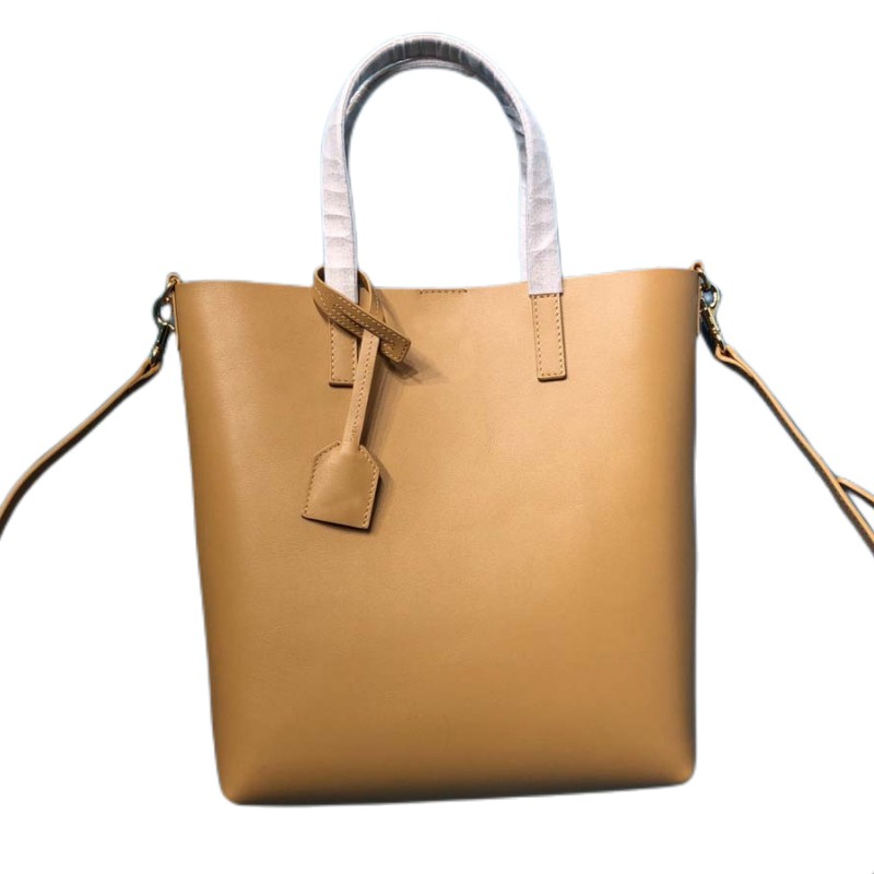 5A the tote bag Designer bags wallet Fashion Totes Leather messenger shoulder handbag Women Bags High Capacity with Letter Composite Fashionable and simple Artwork, Brown1
5A the tote bag Designer bags wallet Fashion Totes Leather messenger shoulder handbag Women Bags High Capacity with Letter Composite Fashionable and simple Artwork, Brown1