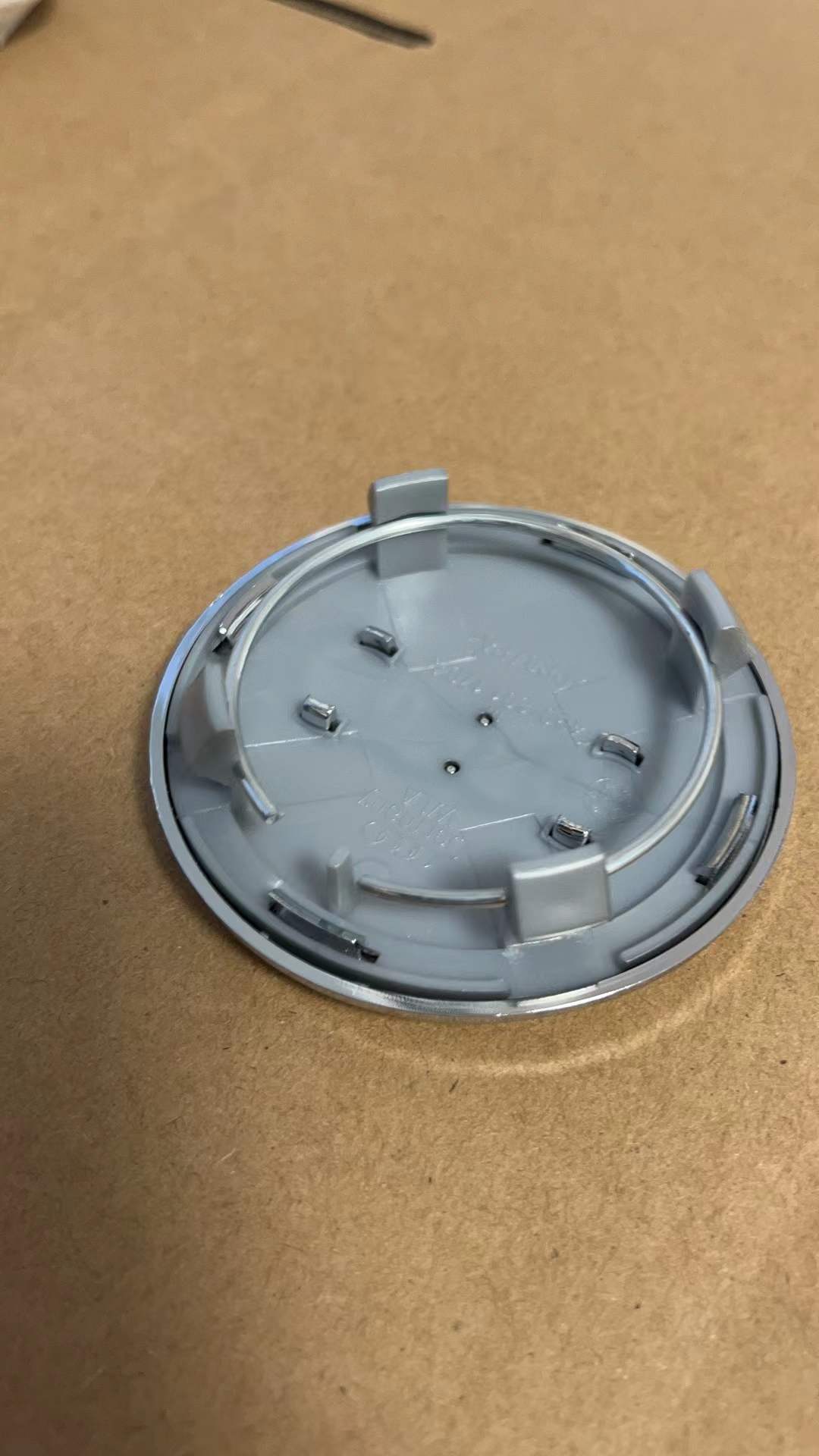 80pcs 69mm Car Styling Wheel Center Cap Hub Covers Badge 4B0601170A For A3 A4 A5 A6 A7 A8 S4 S6 Accessories204q
