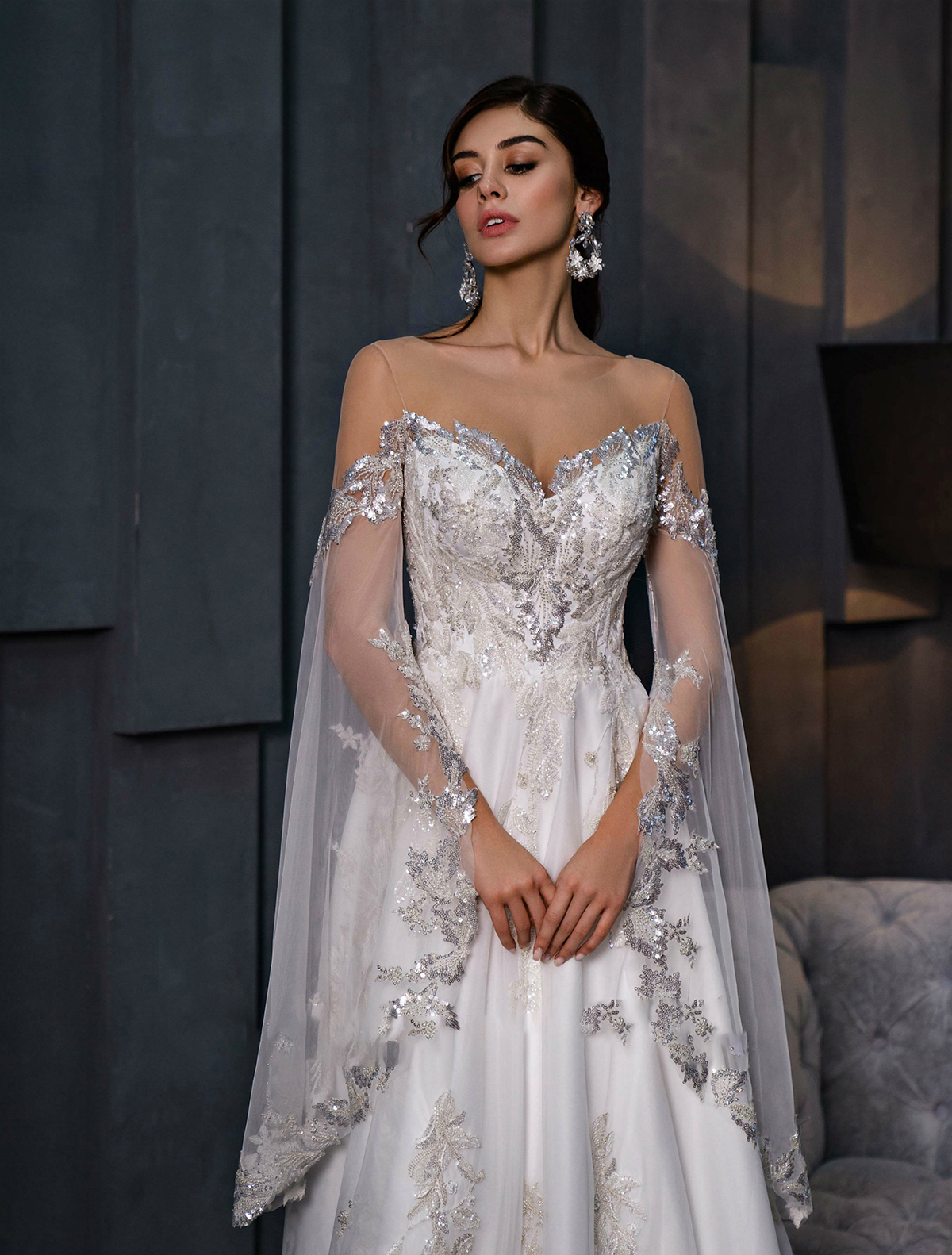 Elegant A-line Wedding Dresses Shining Sequins Off the Shoulder Loose Sleeves Lace Up Backless Court Gown Dress Custom Made Plus Size Bridal Dress Ves
