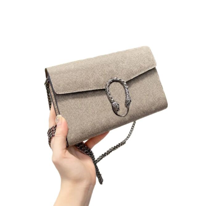 Top quality Women Chain Shoulder Crossbody Bags Lady Purse Messenger Bag Designer Handbags Wallets backpack female purse With box, Brown
Top quality Women Chain Shoulder Crossbody Bags Lady Purse Messenger Bag Designer Handbags Wallets backpack female purse With box, Brown