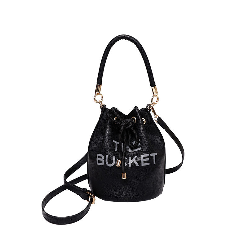 The Bucket Brand Designer Crossbody Bag for Women String Handbag buckets Bags Ladies Fashion Cross Body Purse Female Bolsa Accessories HT9653, Black
The Bucket Brand Designer Crossbody Bag for Women String Handbag buckets Bags Ladies Fashion Cross Body Purse Female Bolsa Accessories HT9653, Black