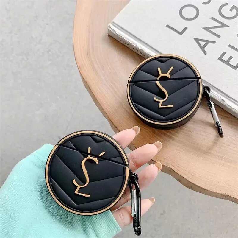 Designer HeadphoneFashion Leather Earphone Case With Keychain For Airpods Pro 1 2 3 Protection Shell Luxury Gold Letter Cover Cases New
Designer HeadphoneFashion Leather Earphone Case With Keychain For Airpods Pro 1 2 3 Protection Shell Luxury Gold Letter Cover Cases New