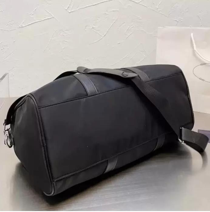 Fashion Duffle Bag High Quality Men Triple Black Nylon Travel Bags Mens Handle Lage Gentleman Business Tote With Shoulder Strap 45Cm