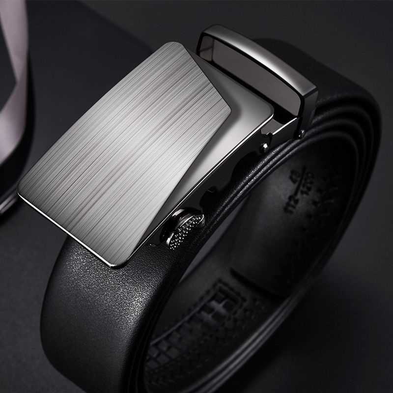 2023 Fashion Big buckle genuine leather belt with box designer men women high quality mens belts AA01for man woman, Yellow
2023 Fashion Big buckle genuine leather belt with box designer men women high quality mens belts AA01for man woman, Yellow